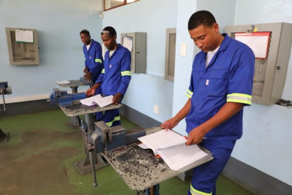 Mbumba Calls on Southern Leaders to Promote Youth Education for Emerging Sectors