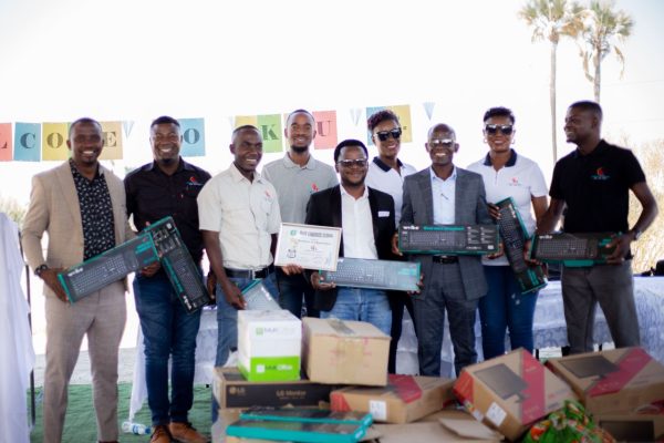 Okau Kamasheshe School Receives Computers Worth N$75,000