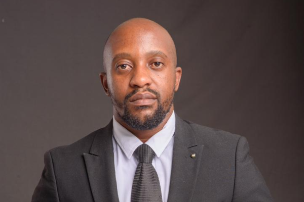 The Rationale For Offering the Bachelor of Laws (LLB) Honours Degree Over the Period of Five Years