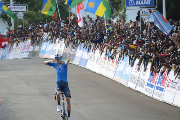 PHOTOS: Lorenzo Finns Wins Second UCI World Road Championship